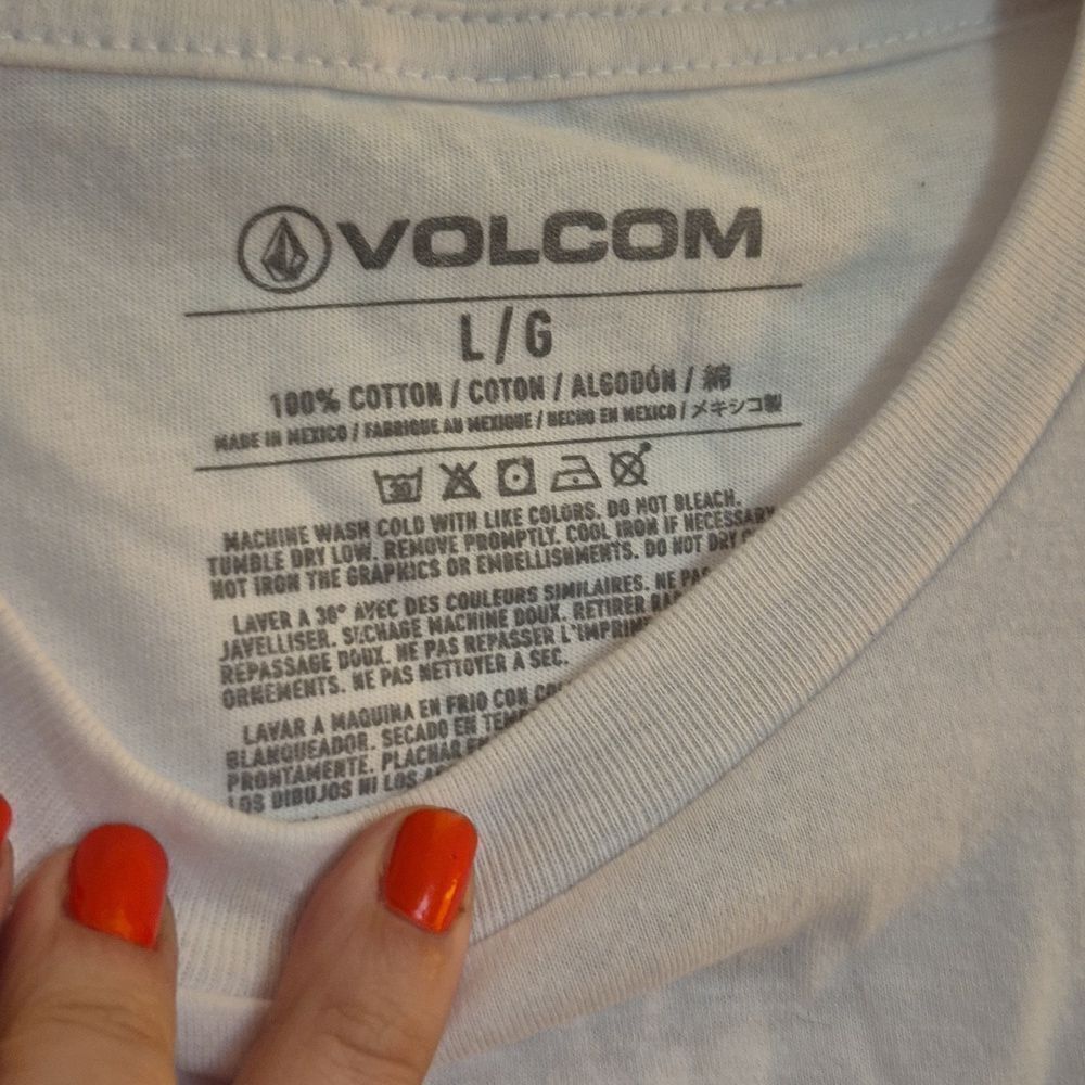 Volcom Logo White SS Circle Tee SZ Large - Picture 8 of 10